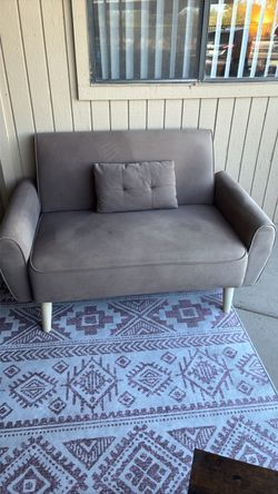 4ft wide x 28 in deep x 23 high mini love seat