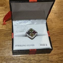 STERLING SILVER CZ MULTI FLOWER RING SIZE 9 NEW