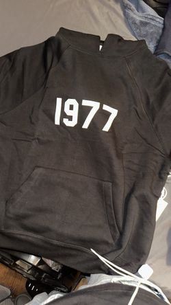 Essentials Hoodie 1977