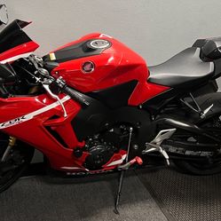 2018 CBR1000RR
