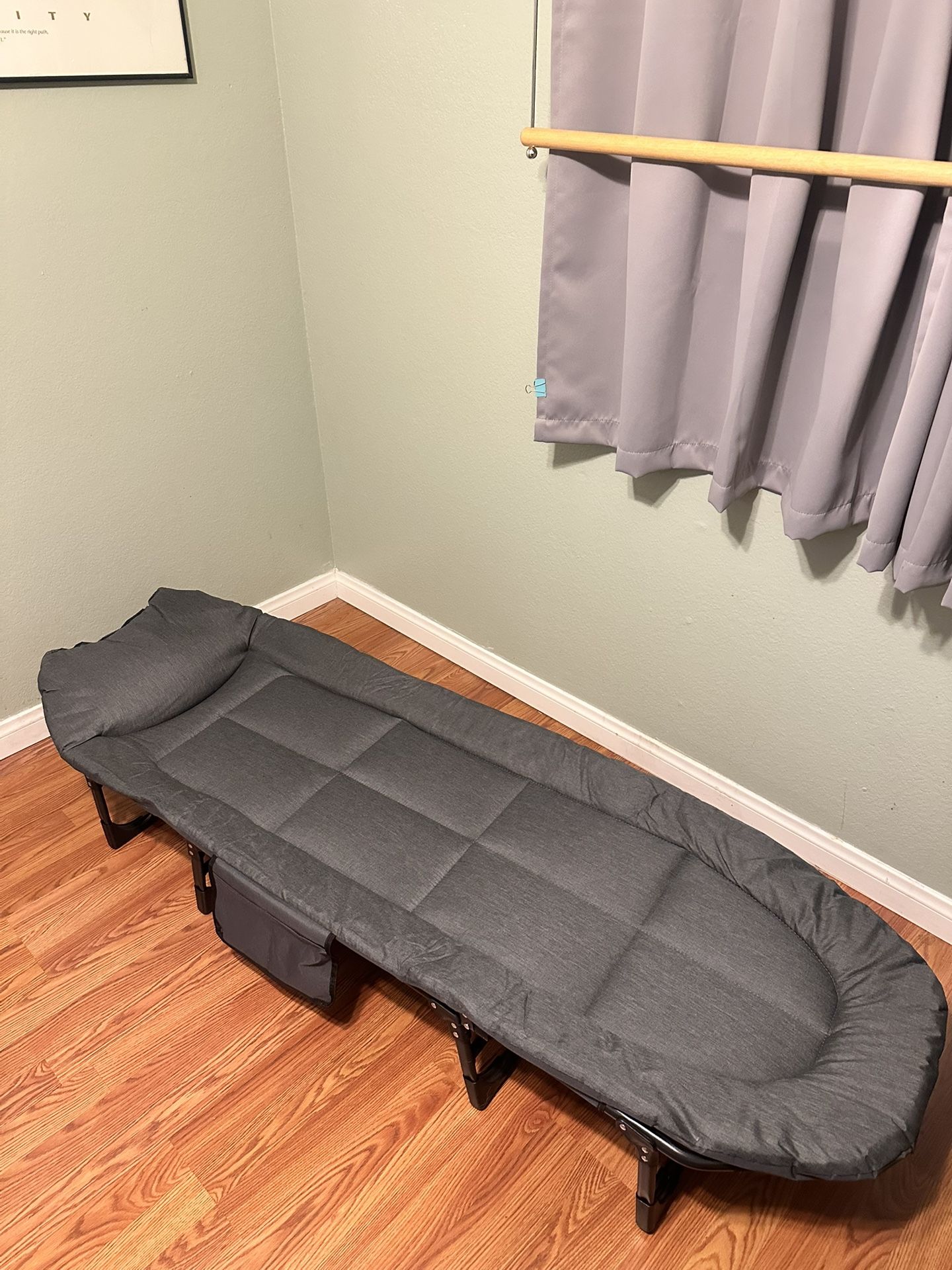 Folding Lounge Chair