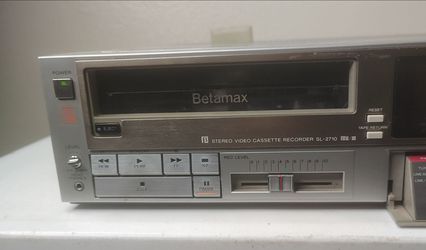 Sony Betamax Stereo Video Cassette Recorder SL-2710