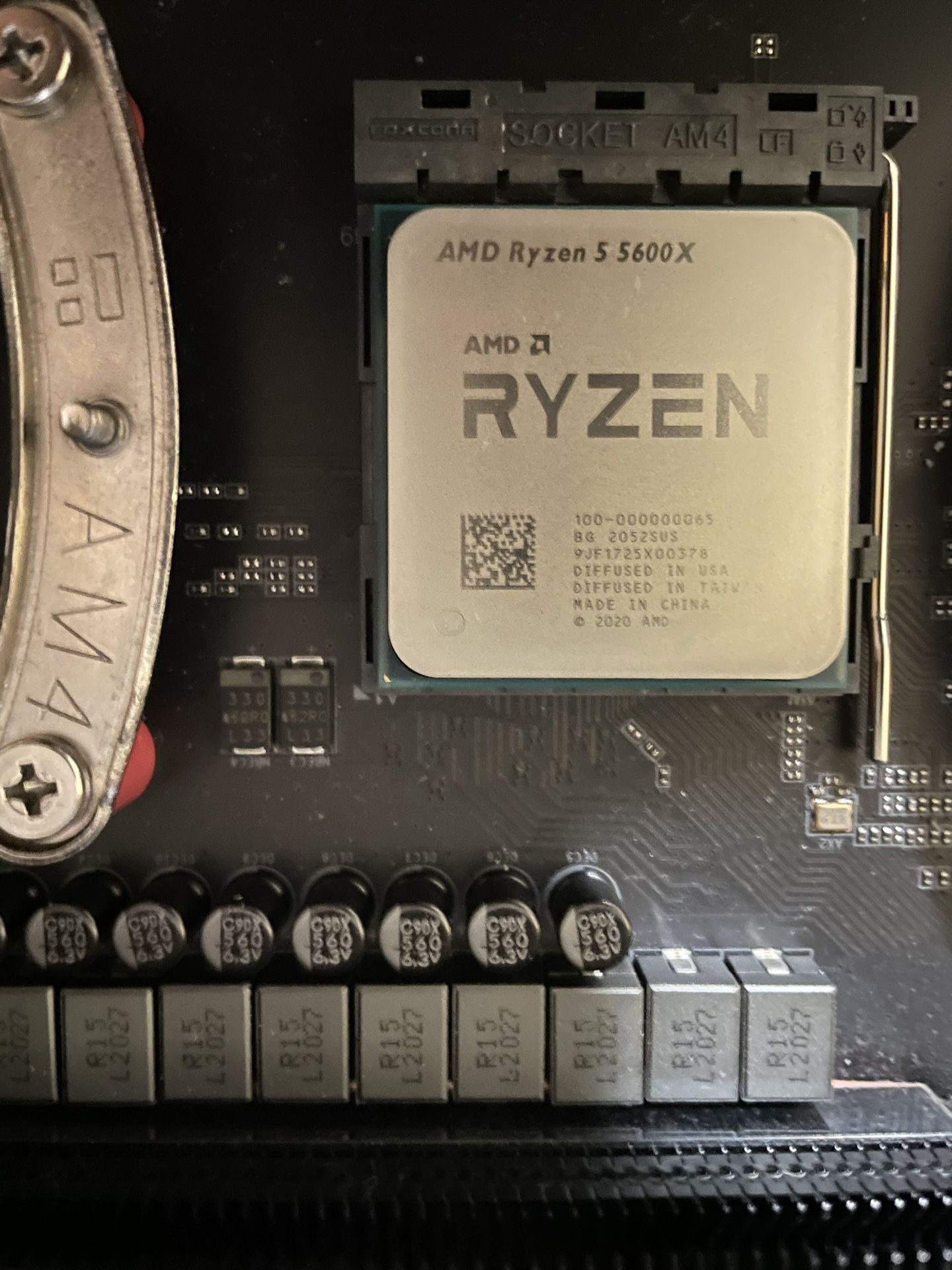 Ryzen 5600X & Gigabyte Aorus Master X570 & 32 GB DDR4 RAM 