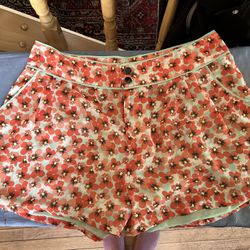 Floral Spring/summer Shorts. Size 10