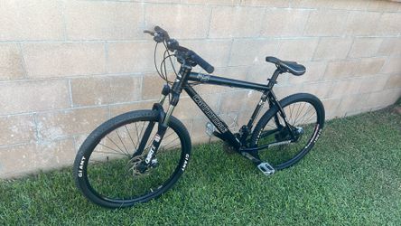 Cannondale F5 Mountain Bike