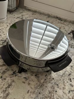 Toastmaster Waffle Maker Iron Model W252