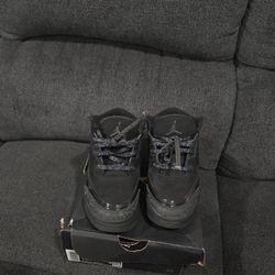 Boy Jordan Retro 3's Shoes