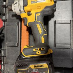 Dewalt Half Inch Impact Driver With Six Amp Flex Volt Battery