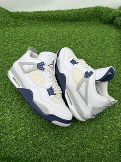 Jordan 4 “Midnight Navy” Size 13
