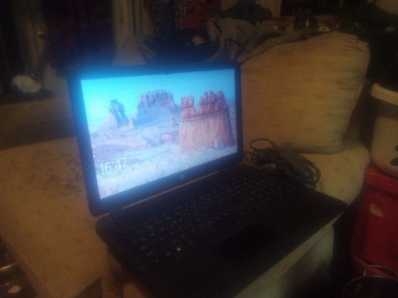 HP 15 Laptop Touch w/ Real talk Radio