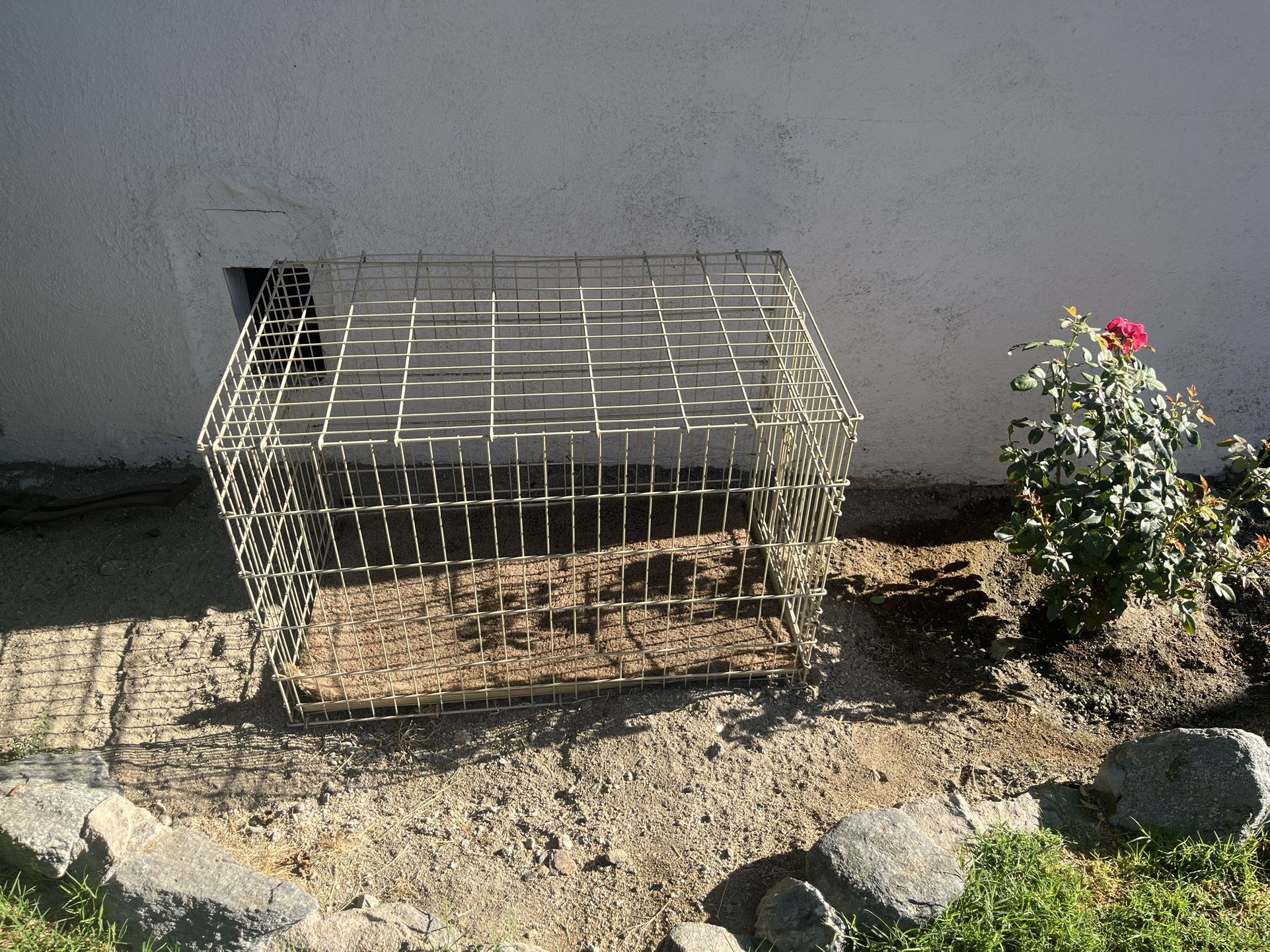 Dog Kennel Crate For Small and Medium Size Dog