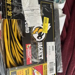 Extensión de  Electricidad 100 Pies De Largo 