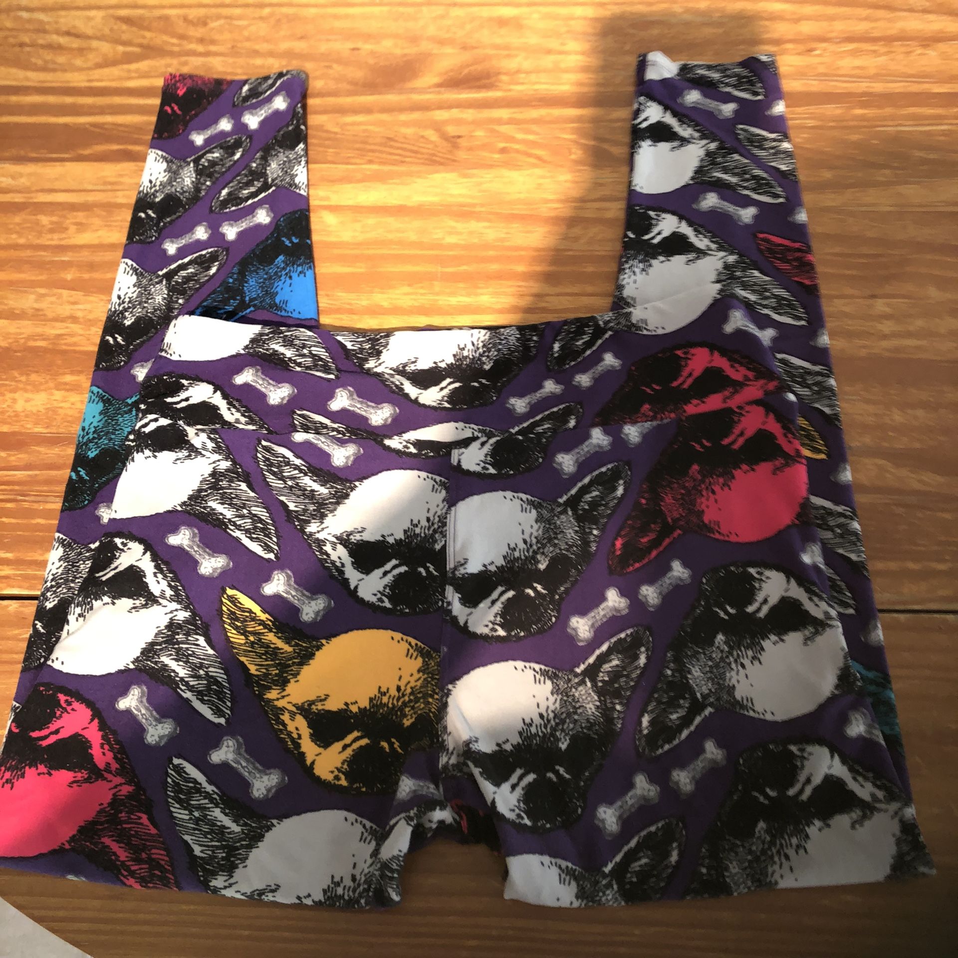 LuLaRoe Size Tall And Curvy Chihuahua Leggings