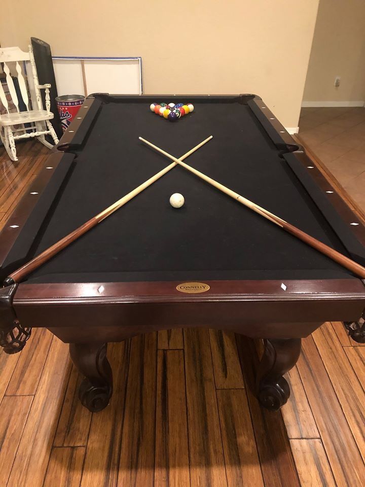 Connelly 7 foot pool table