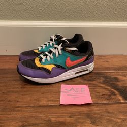 Nike Air Max 1 Windbreaker size 4.5Y 