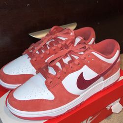 Nike Dunks 