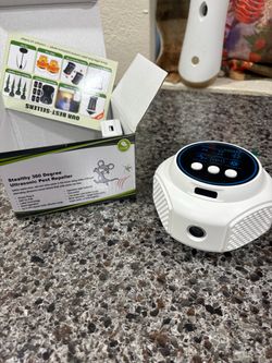 Stealthy 360 Degree Ultrasonic Pest Repeller