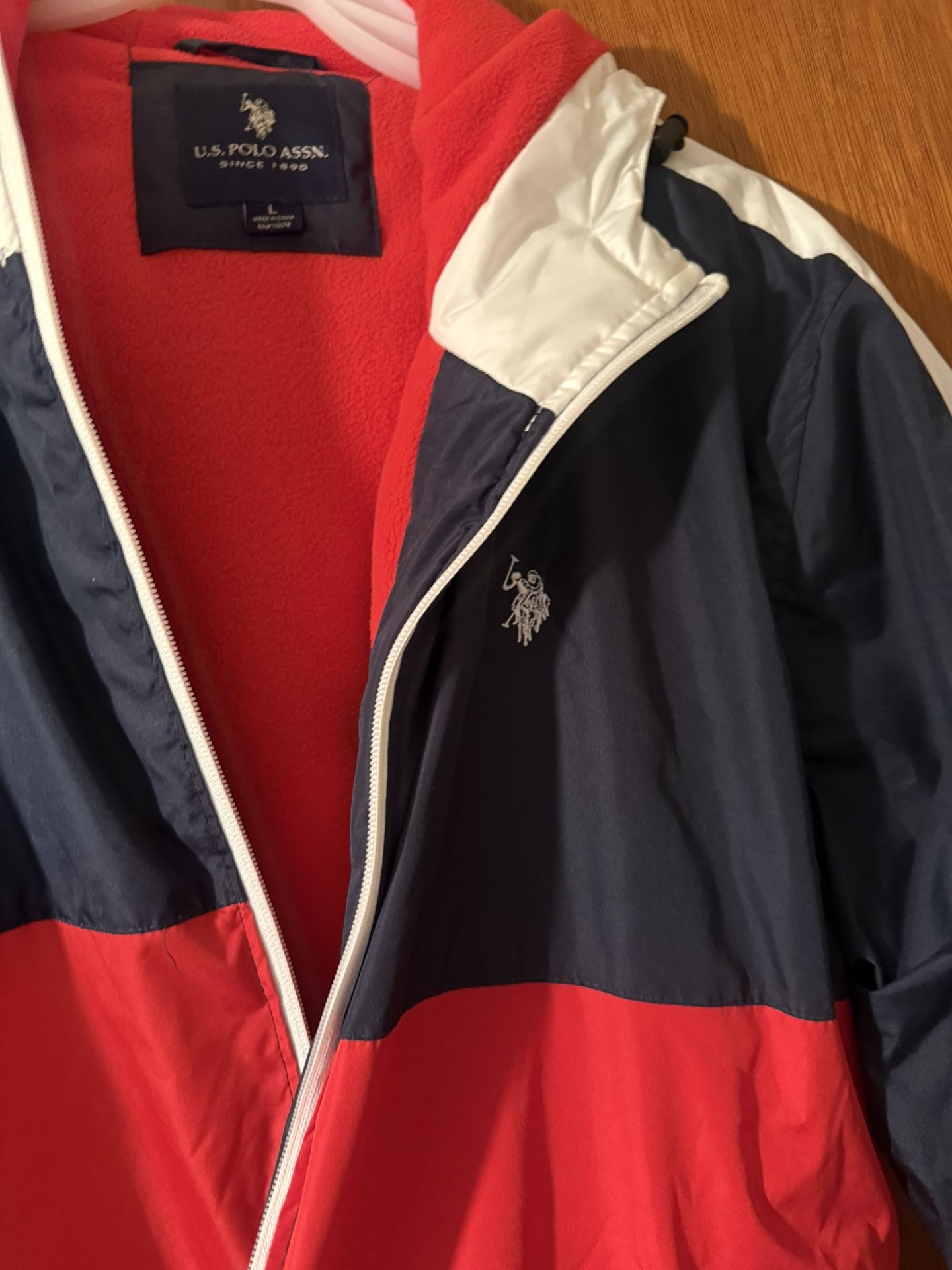 New with tags Men Large Polo Jacket with hood