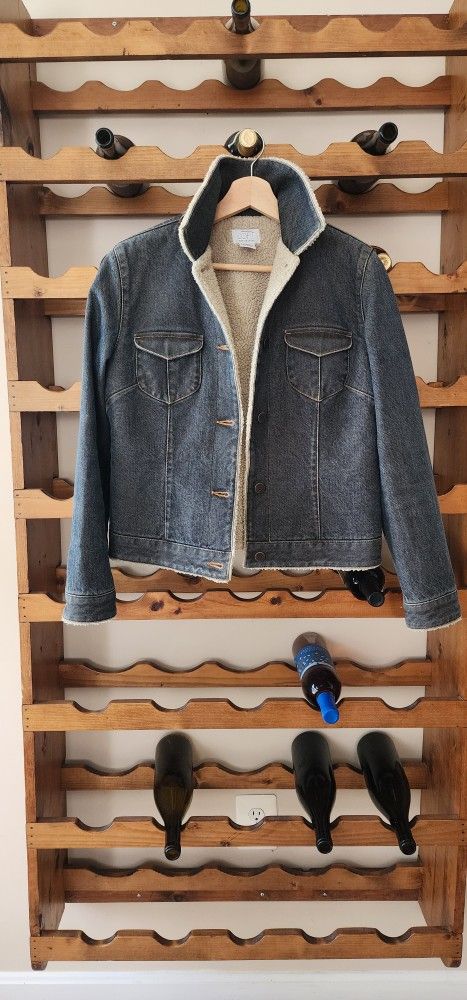 Ann Taylor LOFT sherpa-lined Denim jacket (Petite Medium)