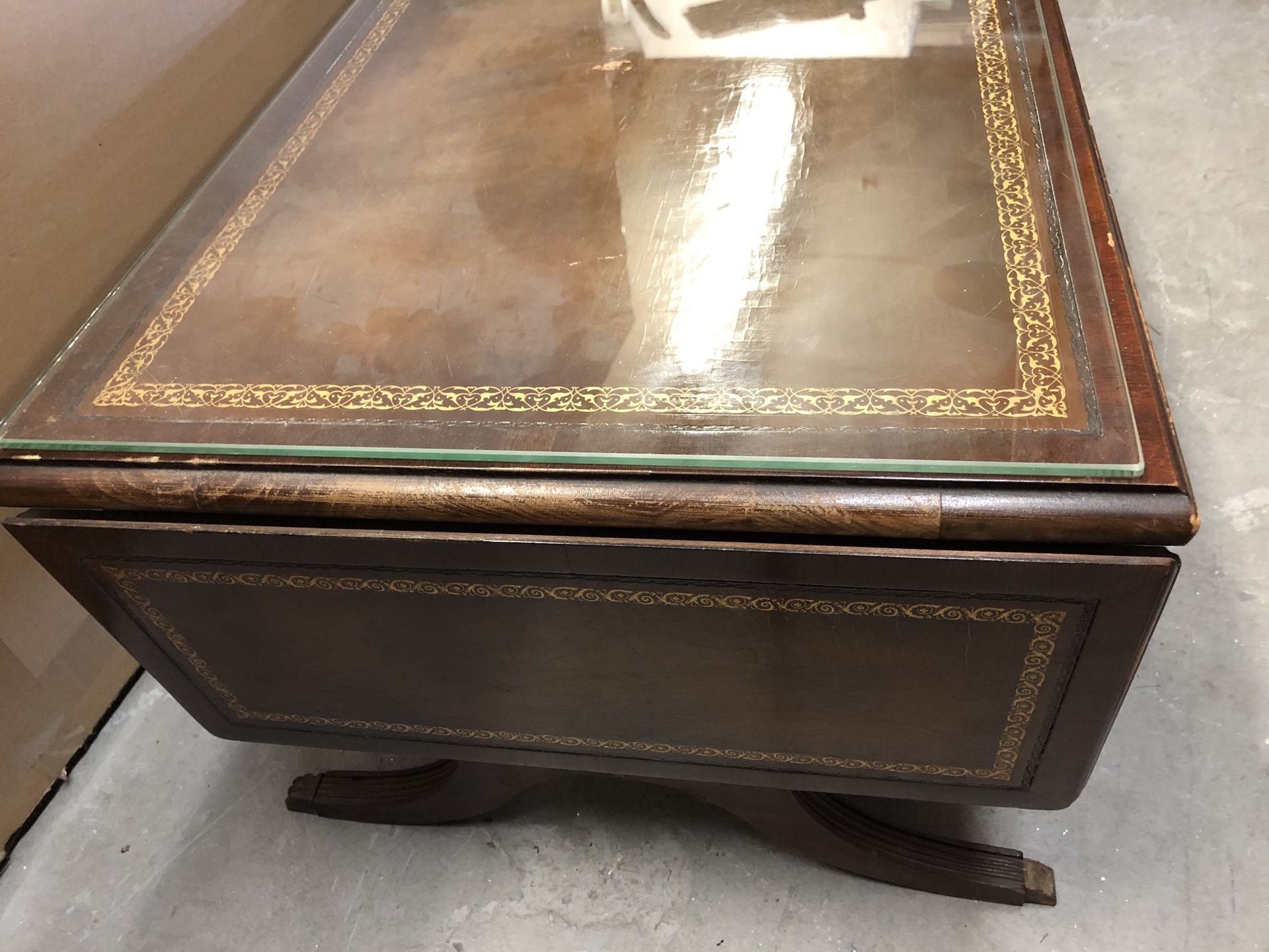 Beautiful Duncan Phyfe Coffee Table w/Beveled Glass Top (optional) for