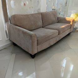 🛋️ Tan Upholstered Couch – Clean, Sturdy, Great Condition