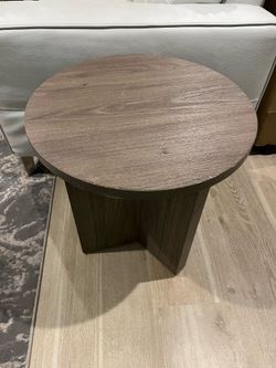 End Table/ Nightstand