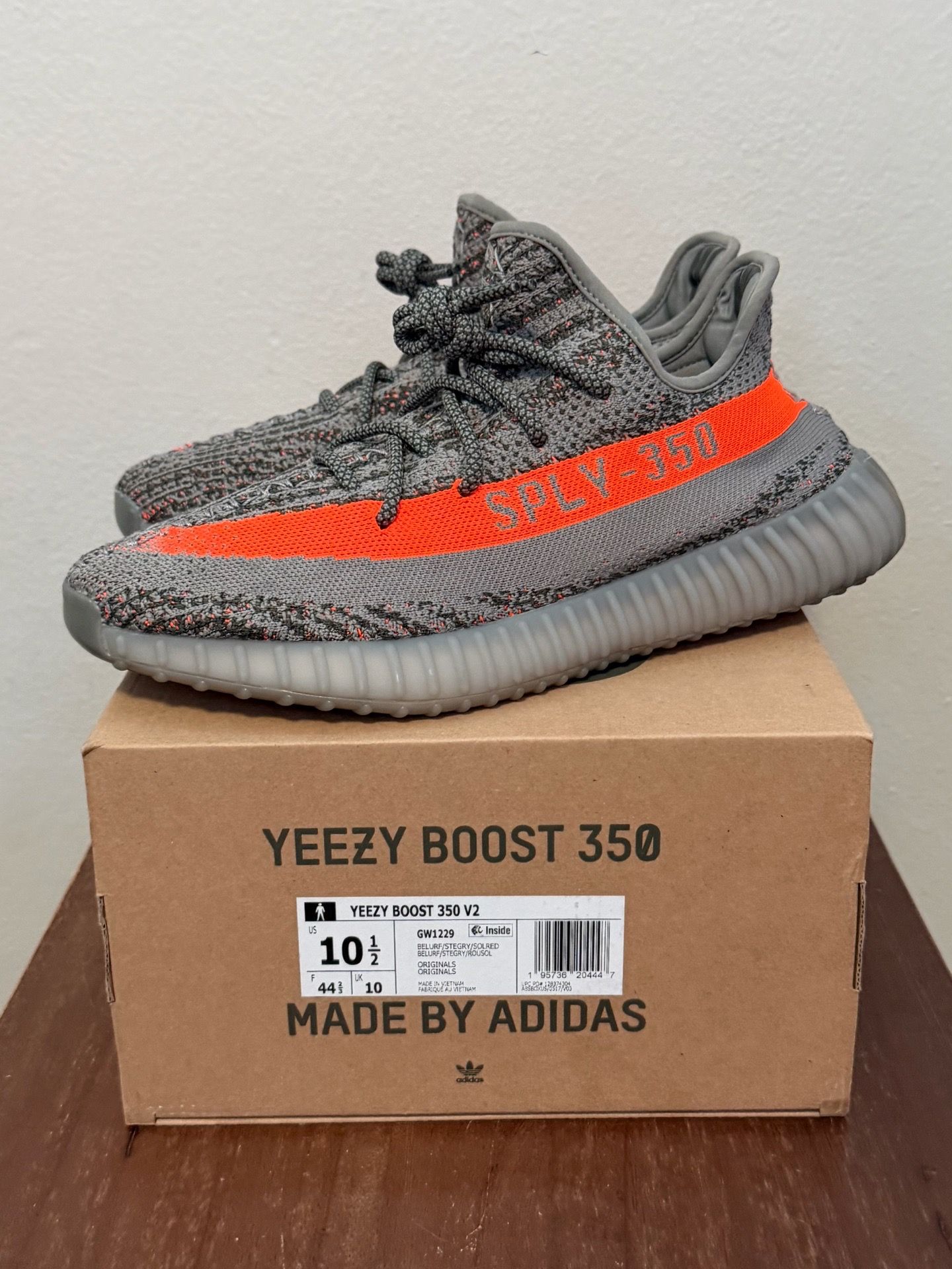 Yeezy 350 Beluga Reflective Size 10.5