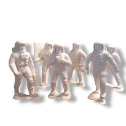 MARX TOYS RECAST 6" APOLLO ASTRONAUTS-6 FIGURES (WHITE)