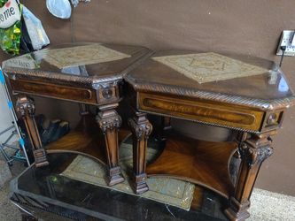 Coffee Table and 2 End Table