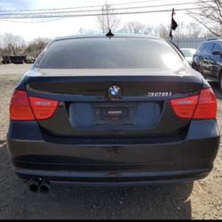 BMW 2009 328 Sedan 