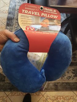 Bamboo neck travel pillow
