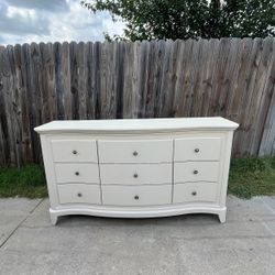 Dresser 71”W x 20”D x 39”H