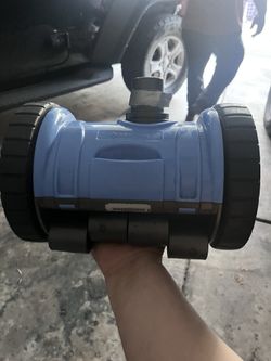 Pool vacuum and tubes with triangle brush