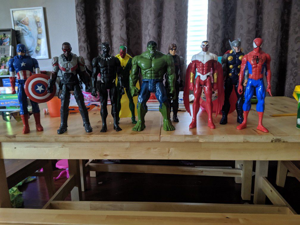 Avengers Action Figures - 9