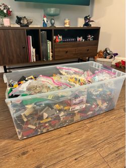 MASSIVE LEGO BINS! SMOKIN DEAL!  vintage 80s LEGO