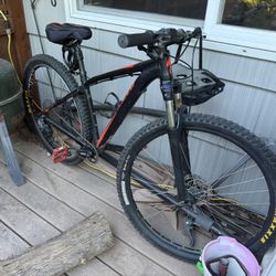 Specialized hardtail Mountain Bike 