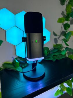 Fifine AM8 Dynamic Microphone