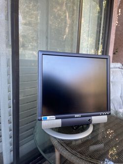 Vintage Dell widescreen LCD monitor