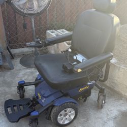 Electric Jazzy Select 6 Wheelchair