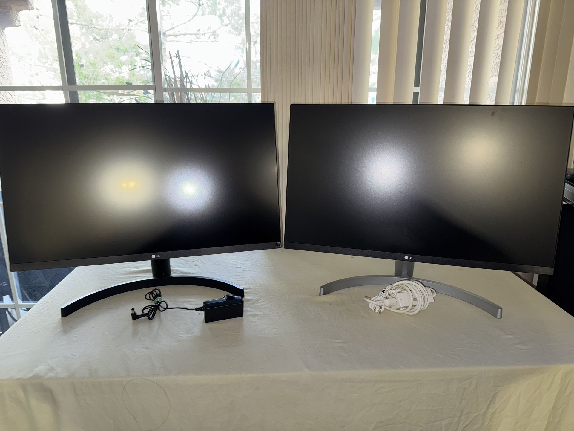 2 LG 27 Inch Full HD IPS LED Monitors w/Radeon FreeSync 1 x D-Sub & & Dual HDMI Ports