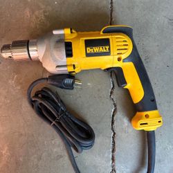 DEWALT 10 Amp 1/2 in. (13 mm) Variable Speed Reversing Pistol Grip Drill