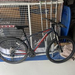 Specialized 27.5” pitch mountain bike