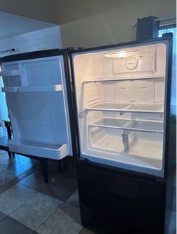 Samsung fridge *read description*