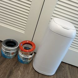 Diaper Genie & Diaper Genie Trash bags 