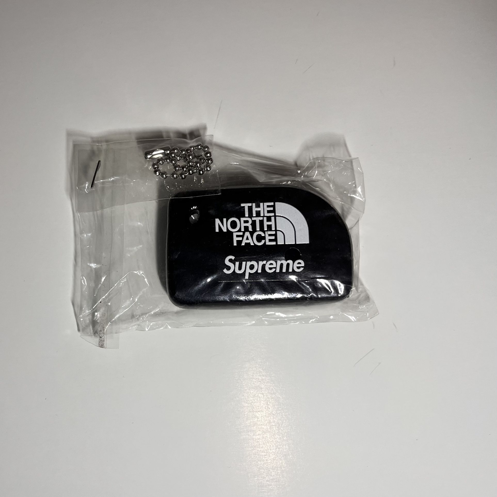 Supreme X North face Floating Key Chain