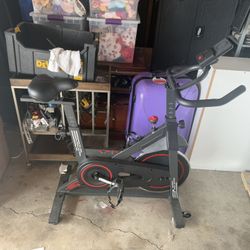 Exercise Bike With Adjustable Resistance 