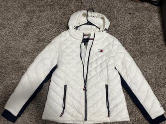 white tommy hilfiger puffer jacket