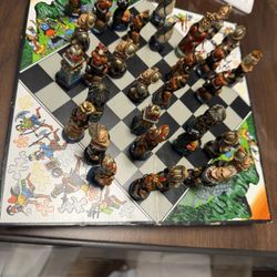 Handcrafted Wooden Peruvian Chess Set   Portable Aztecs Mayans Incas vs Spanish