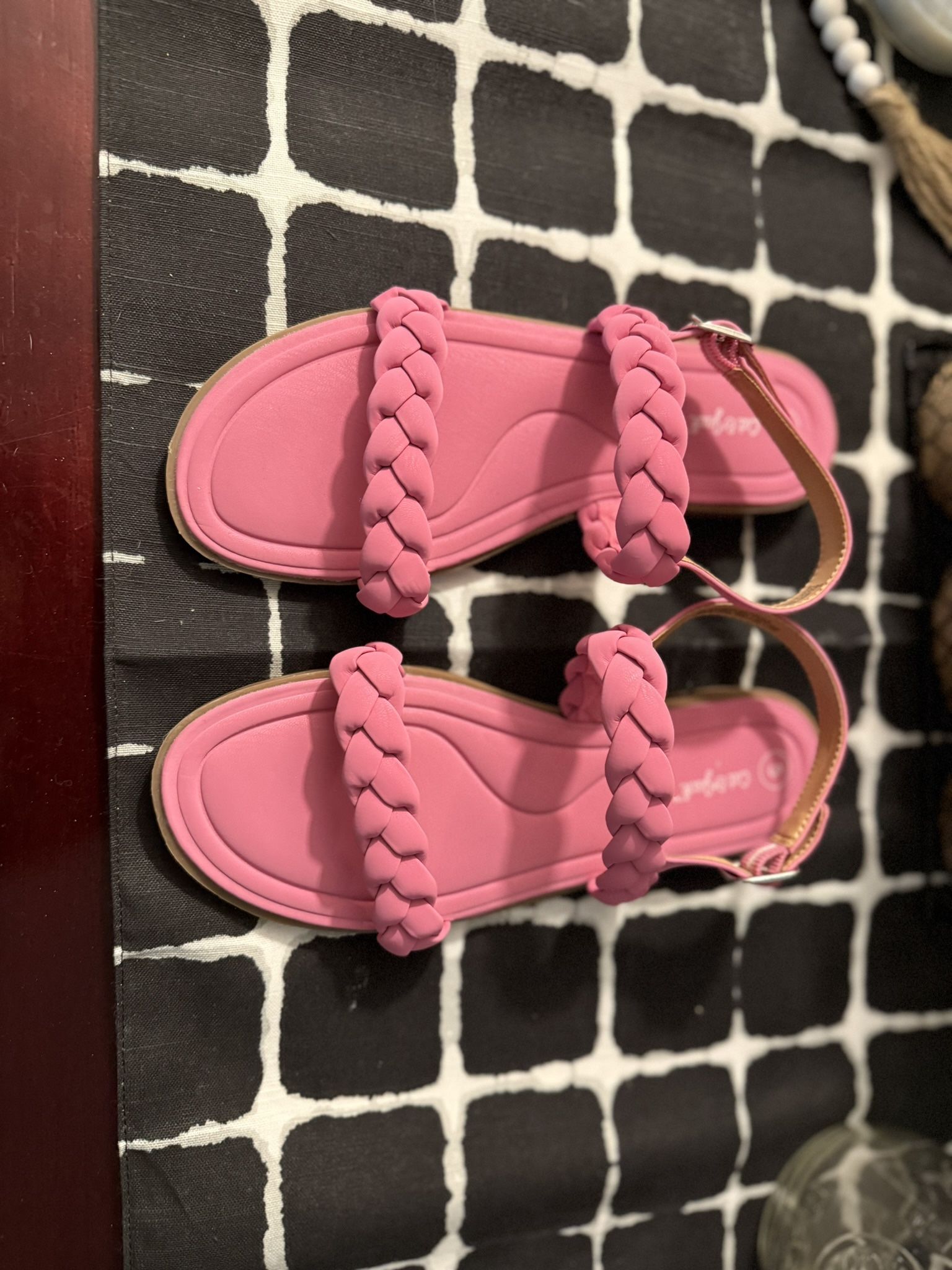 Girl Cat & Jack Pink Braded Sandals 5 NEW Never Work