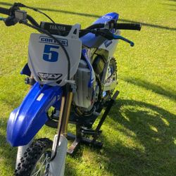 2019 Yz65